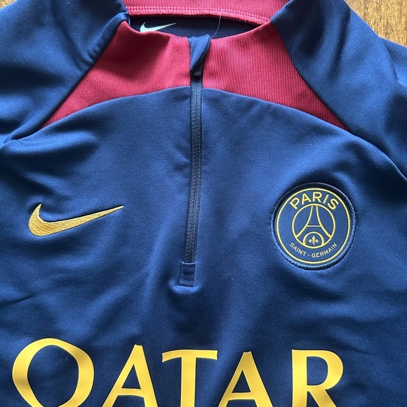 Nike Paris Saint-Germain dry fit training top size. Small petite - Picture 9 of 12
